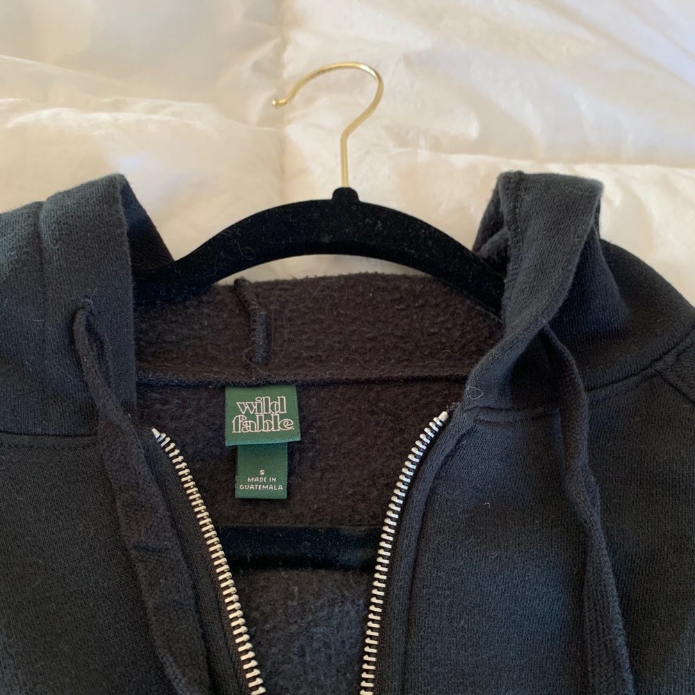 Black Cropped Hoodie